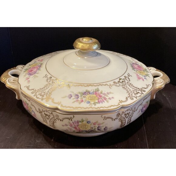 Heinrich Lady Louise Round Covered Vegetable Serving‎ Dish Cottagecore Vintage - Picture 1 of 7